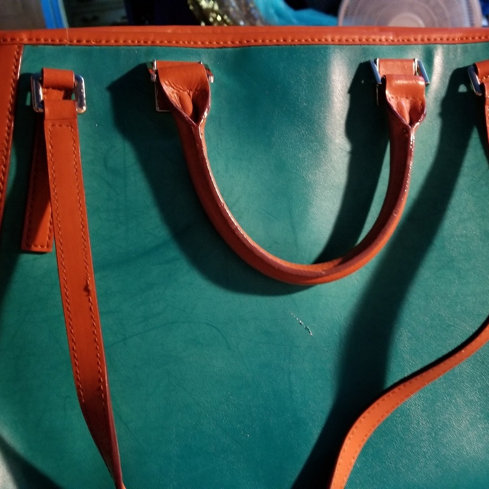 Antonio Melani Tote Large